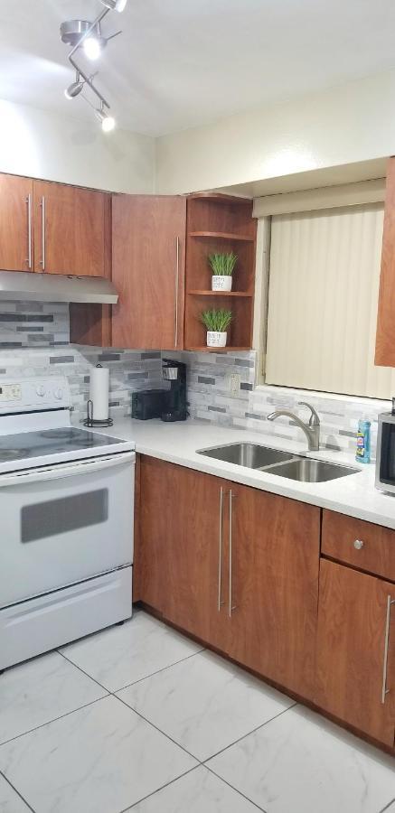 Glam 2 Bedroom Apartment Close To Nsu In Cooper City Luaran gambar